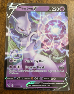 Mewtwo V 030/078 Pokemon GO Holo - Image 1