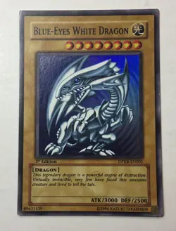 YuGiOh Blue-Eyes White Dragon DPKB-EN001 1st Edition Super Rare LP - Image 1