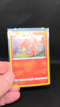 Charmander SWSH092 SWSH: Sword & Shield Promo Cards Holo - Image 2