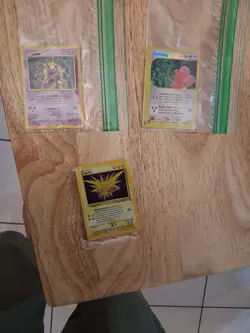 Vintage Pokemon Classic Holo Lot - Mewtwo Base, Zapdos Fossil, Aquapolis... - Image 1