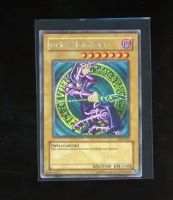 2002 Yugioh DDS-002 Dark Duel Stories Promo Dark Magician Prismatic Secret Rare - Image 1