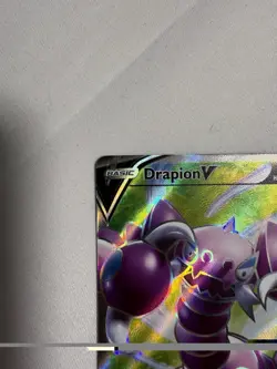 Pokemon TCG Drapion V Ultra Rare Holo Card 175/185 - Image 5