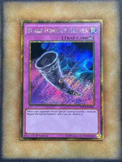 Yugioh Black Horn of Heaven PGL3-EN035 Gold Secret Rare 1st Ed LP - Image 1