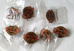 7 BRAND NEW YUGIOH DUELIST LEAGUE TRADING CARD GAME COLLECTOR'S PIN SEALED - Image 1