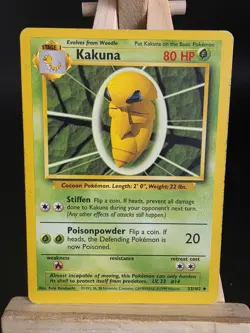 Pokemon TCG Kakuna Base Set 33/102 Regular MP. - Image 1