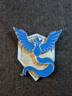 Pokemon Articuno Team Mystic Enamelled Lapel Pin Blue - Image 1