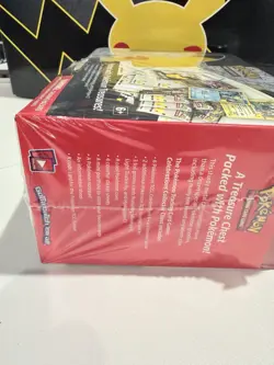 Pokemon TCG Celebrations Collector Treasure Chest 25th Anniversary Pikachu - Image 4