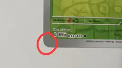 Miscut/Black Dot ERROR- Weedle 013/165 Reverse Holo Pokemon 151 MEW-EN TCG - Image 2