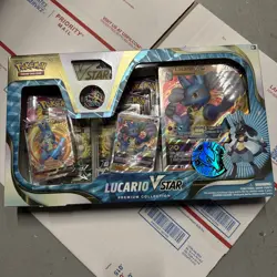 Pokemon TCG Lucario VSTAR Premium Collection (290-85124) 820650851247 - Image 1
