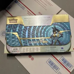 Pokemon TCG Lucario VSTAR Premium Collection (290-85124) 820650851247 - Image 2