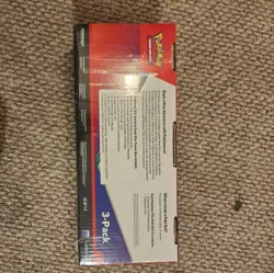 Pokemon TCG Scarlet & Violet Elite Trainer Box 2 Poke Balls 15 Booster Packs - Image 2