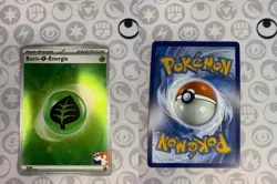 Basic Grass Energy (Cosmos Holo) Scarlet & Violet Energies Pokemon Deutsch NM - Image 1