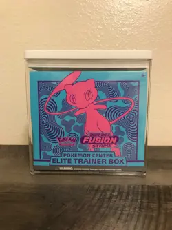 Pokemon Center Sword & Shield Fusion Strike Elite Trainer Box ETB Factory Sealed - Image 1