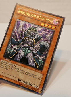 Ultimate Rare Brron, Mad King of Dark World EEN-EN022 1st Edition Yugioh 941 - Image 3