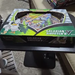 Pokemon TCG Galarian Sirfetch’d V Box - Factory Sealed - Image 4