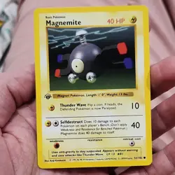 Pokemon Magnemite 1st Edition Base Set Shadowless 053/102 40 HP Basic English - Image 1