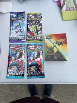 Lot Of 4 Random japanese pokemon Packs. SEALED With Binder - Image 1