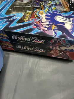 Pokemon Trading Card Single & Rapid Strike Urshifu VMAX Premium Collection Set - Image 3