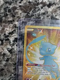Mew GOLD Pokemon TCG 2021 Celebrations 25th Anniversary 025/025 RARE - Image 3