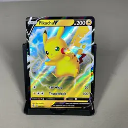 Pikachu V 086/264 Holo V Rare Fusion Strike Pokemon Near Mint - Image 1