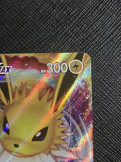 Pokemon TCG Jolteon VMAX Full Art Holo SWSH Evolving Skies 51/203 LP - Image 2