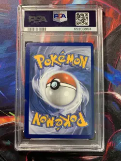 Pokemon Celebrations - Venusaur Holo Classic Collection 15/102 PSA 8 - Image 2