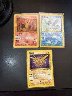 Pokemon Legendary Articuno 17/62, Moltres 27/64, Zapdos 30/64 Fossil Set LP - Image 1