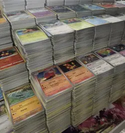 500+ Pokemon Card Bulk Lot | Free EX/V/VSTAR Rare + Holos | Makes a great gift! - Image 3