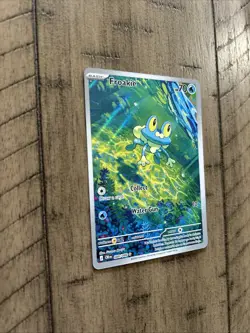 The Pokemon Company Froakie 038/064 Shrouded Fable IR Holo Full Art 70 HP - Image 2