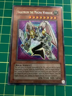 Valkyrion The Magna Warrior RP02-EN092 Retro Pack 2 2020 Reprint Yu-Gi-Oh! - Image 1