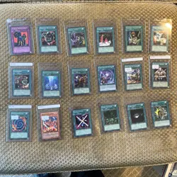 1996 Yu-Gi-Oh 80 Card Lot - 1st Editions, Holos And Commons - With Sleeves - Image 4