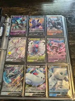 GX,V Max,VStar,V Pokemon card binder NM - Image 2
