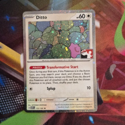 Ditto 132/165 Pokemon TCG MEW 151 S&V Prize Pack Play! Stamp Holo Rare NM - Image 1