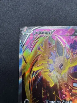 Pokemon TCG Jolteon V SWSH183 Promo Full Art Holo 190 HP Sword & Shield LP+ - Image 4