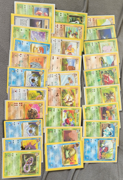 Pokemon TCG WOTC 1999 Unlimited 25 Card Lot Base Set/Jungle/Fossil English - Image 1