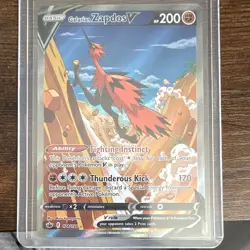 The Pokemon Company Galarian Zapdos V 174/198 Chilling Reign UR Holo Full Art EN - Image 1