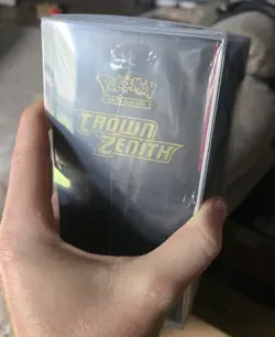Pokemon TCG Crown Zenith Elite Trainer Box 10 Packs English Lucario 2023 6+ - Image 2