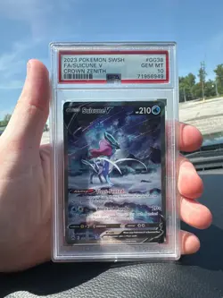Pokemon TCG Suicune v Crown Zenith Ultra Rare Holo Card GG38/GG70 PSA 10 - Image 1