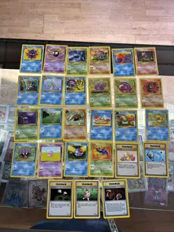 Pokemon FOSSIL Incomplete Uncommon/Common/Trainer Set 27/32 - Image 1