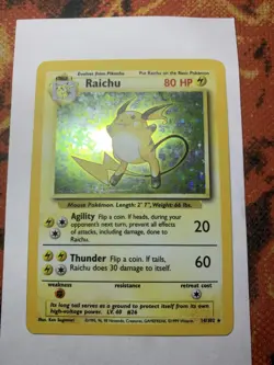 Pokemon Raichu holo Base Set moderatley played FREE SHIPPING - Image 2
