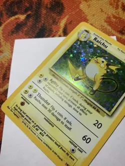 Pokemon Raichu holo Base Set moderatley played FREE SHIPPING - Image 3