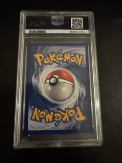 Wizards of the Coast 1999 Pokemon Clefairy 5/102 Base Set Holo PSA 8 - Image 2