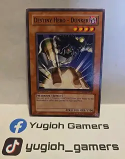 YUGIOH DESTINY HERO DUNKER PTDN 1ST EDITION COMMON LIGHT PLAYED - Image 1