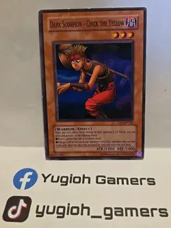 YUGIOH DARK SCORPION CHICK THE YELLOW DR1 COMMON UNLIMITED LIGHT PLAYED - Image 1