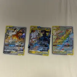 Pokemon TCG SM Promos TAG TEAM GX Foil Lot 3: Reshiram&Charizard SM201 - Image 1