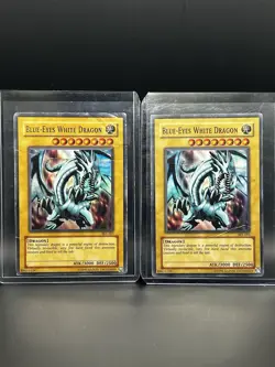 Yu-Gi-Oh! - Blue-Eyes White Dragon SKE-001 - Super Rare Unlimited Heavy Play x2 - Image 1