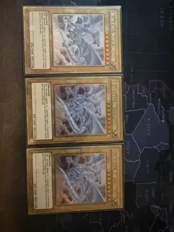 3x Blue-Eyes White Dragon Gold Secret Rare Playset MVP1-ENGV4 YuGiOh! NM - Image 1