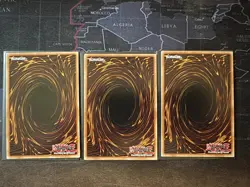 3x Blue-Eyes White Dragon Gold Secret Rare Playset MVP1-ENGV4 YuGiOh! NM - Image 2