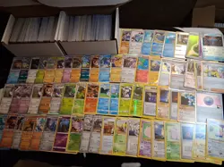 Pokemon TCG 850 Bulk Card Lot - Vintage, C/UC, Rare, Holos, etc 1999-2024 -lot40 - Image 1