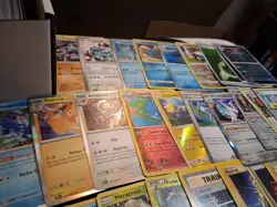 Pokemon TCG 850 Bulk Card Lot - Vintage, C/UC, Rare, Holos, etc 1999-2024 -lot40 - Image 4